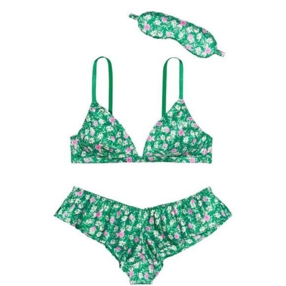 Victoria secret 4-Piece Silk Gift Set - Picture 5 of 6